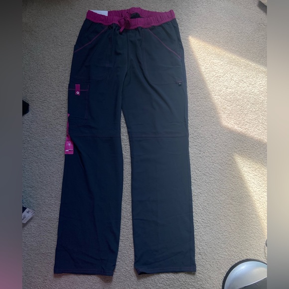 Pink and gray scrub pants - Picture 1 of 4